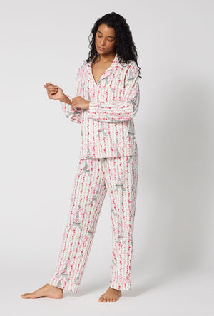 A Lady Wearing Fleur De La Tour Long Sleeve Classic Stretch Jersey Pj Set in a side angled pose