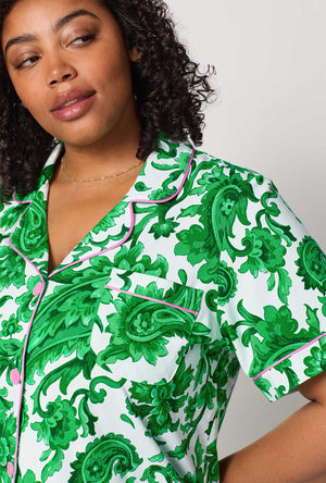 A closeup of A lady wearing plus size Green and White Short Sleeve Classic Shorty Stretch Jersey Pj Set