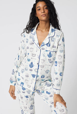 A lady wearing Lady Grey Long Sleeve Classic Stretch Jersey Pj Set closer look