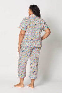 A lady wearing plus size Multi-Color and Pink Short Sleeve Classic Woven Cotton Poplin Cropped Pj Set back view