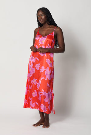 A lady wearing Red Woven Washable Silk Chemise side view