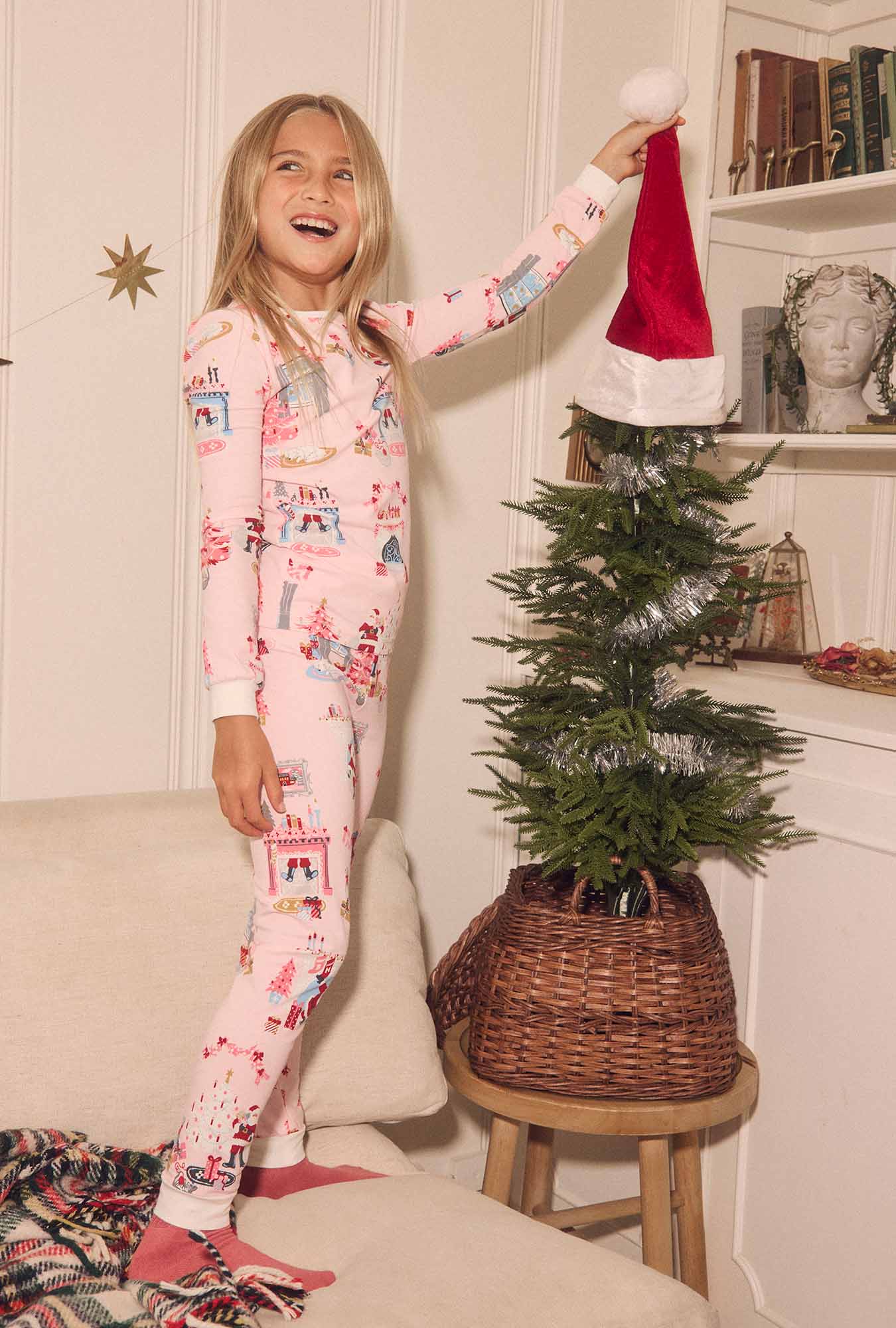 Must Be Santa