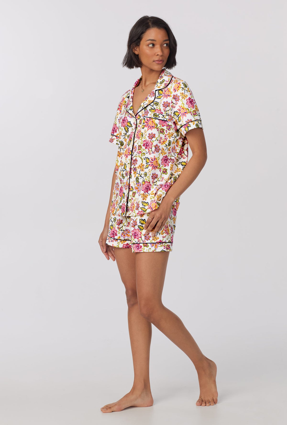 A lady wearing short sleeve Classic Shorty Stretch Jersey PJ Set with desert flowers print