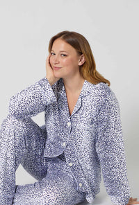 A lady wearing plus size Sea Kitten Long Sleeve Classic Stretch Jersey Pj Set closer lok