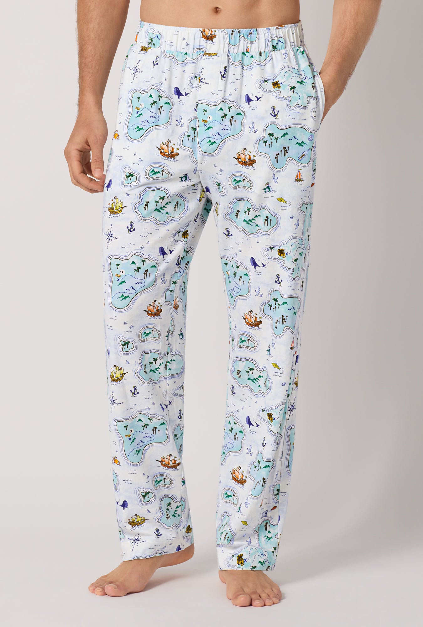 A man wearing Treasure Hunt Men's Stretch Jersey Pj Pant