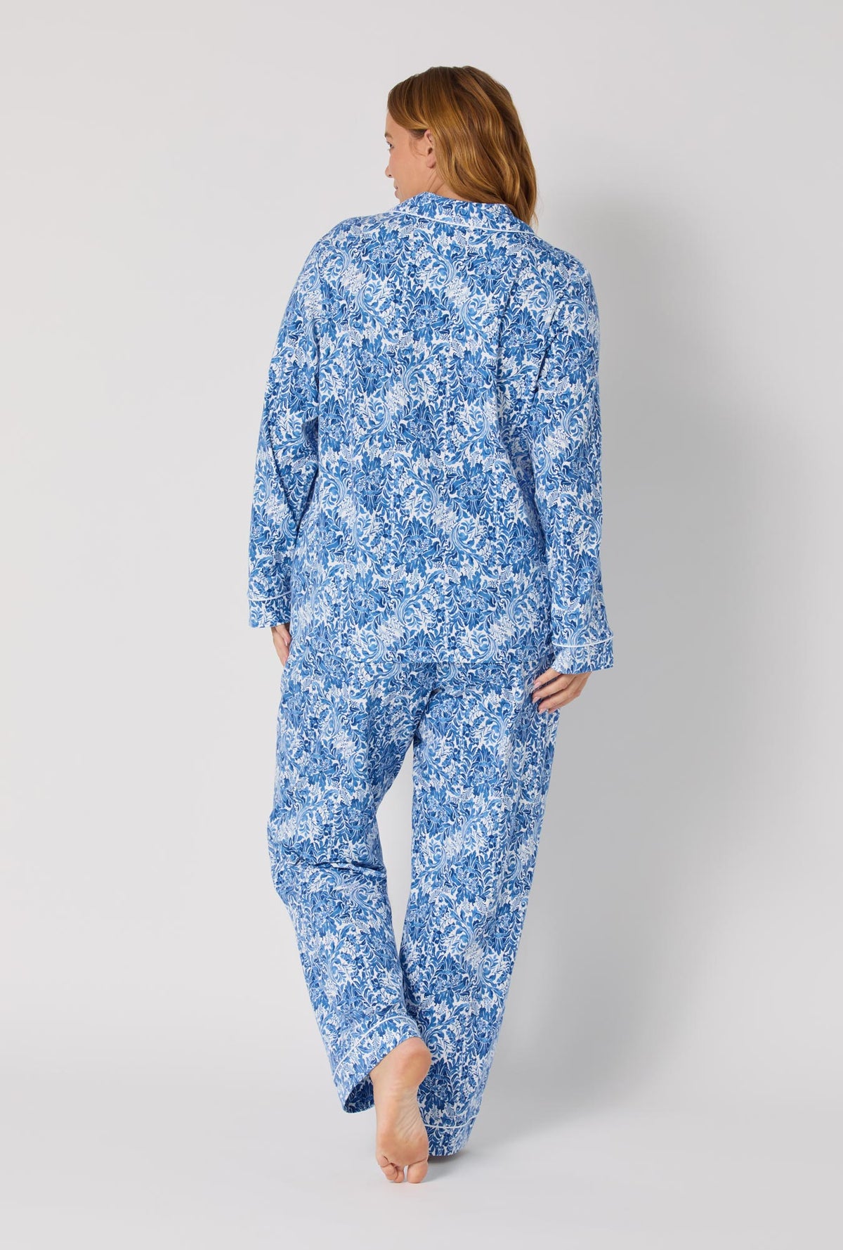 A Lady wearing Dreamy Damask Long Sleeve Classic Stretch Jersey Pj Set