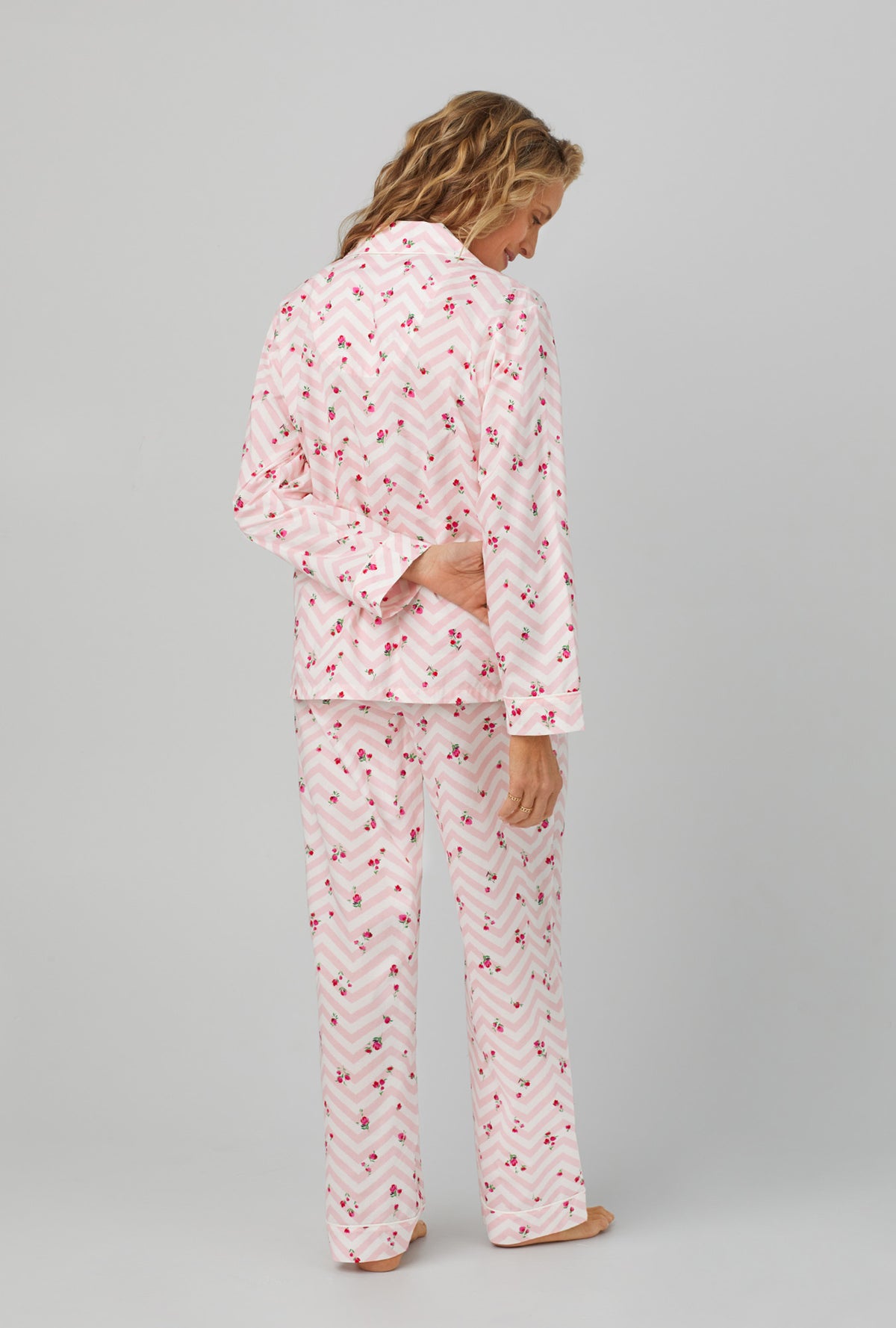 A lady wearing long sleeve classic cotton poplin pj set with josephine print