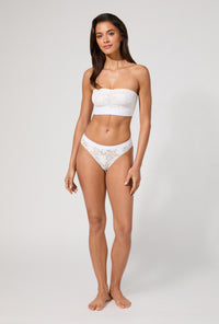 A lady wearing White Stretch Lace Bandeau