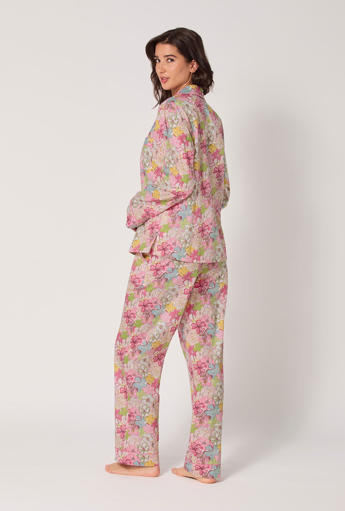 A lady wearing Mauvey Long Sleeve Classic Woven Tana Lawn® Pj Set Made With Liberty Fabric