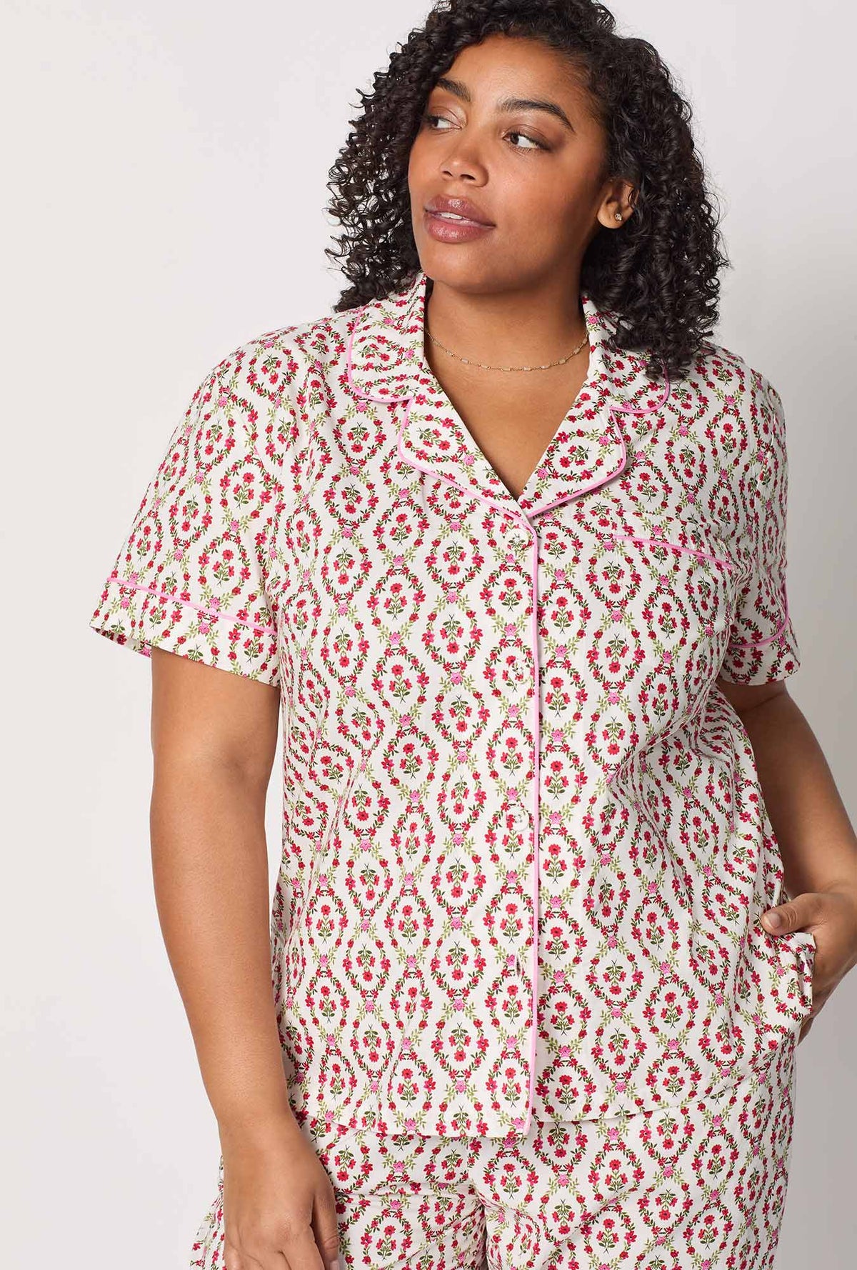 A lady wearing plus size Olivia Short Sleeve Classic Woven Cotton Poplin Cropped Pj Set