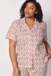 A lady wearing plus size Olivia Short Sleeve Classic Woven Cotton Poplin Cropped Pj Set