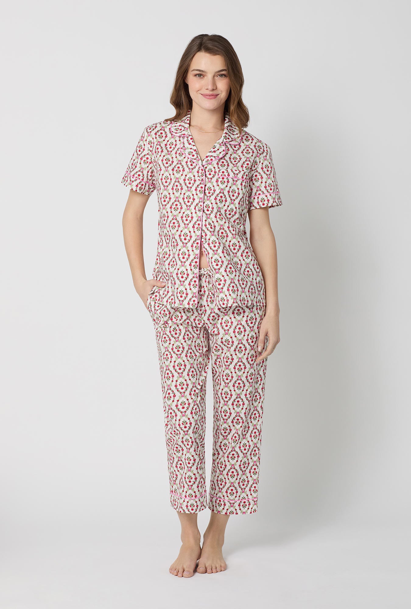 A lady wearing Olivia Short Sleeve Classic Woven Cotton Poplin Cropped Pj Set