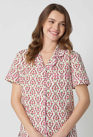 A lady wearing Olivia Short Sleeve Classic Woven Cotton Poplin Cropped Pj Set