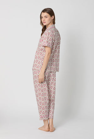 A lady wearing Olivia Short Sleeve Classic Woven Cotton Poplin Cropped Pj Set