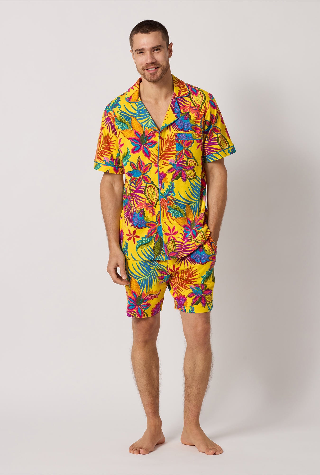 A man wearing  Yellow Men's Short Sleeve Classic Stretch Jersey Short Pj Set front view