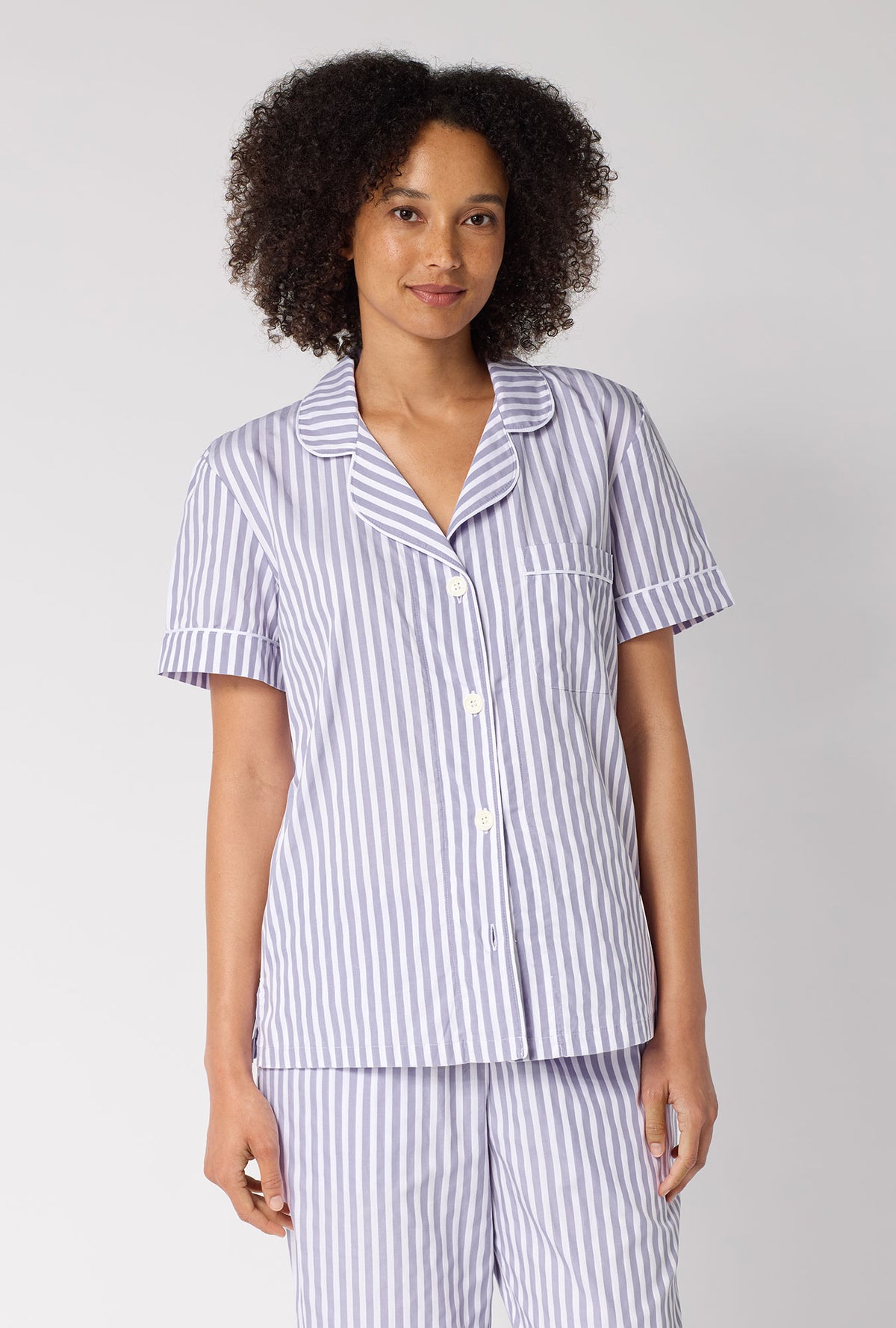 A Lady Wearing Blue Signature Stripe Short Sleeve Classic Woven Cotton Sateen Cropped Pj Set in a front half close up view pose