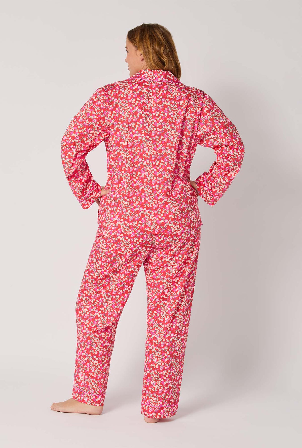 A lady wearing Mitsi Long Sleeve Classic Woven Tana Lawn® Plus Pj Set Made With Liberty Fabric