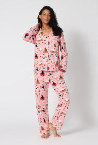 A Lady Wearing Bazaar Cats Long Sleeve Classic Stretch Jersey Pj Set