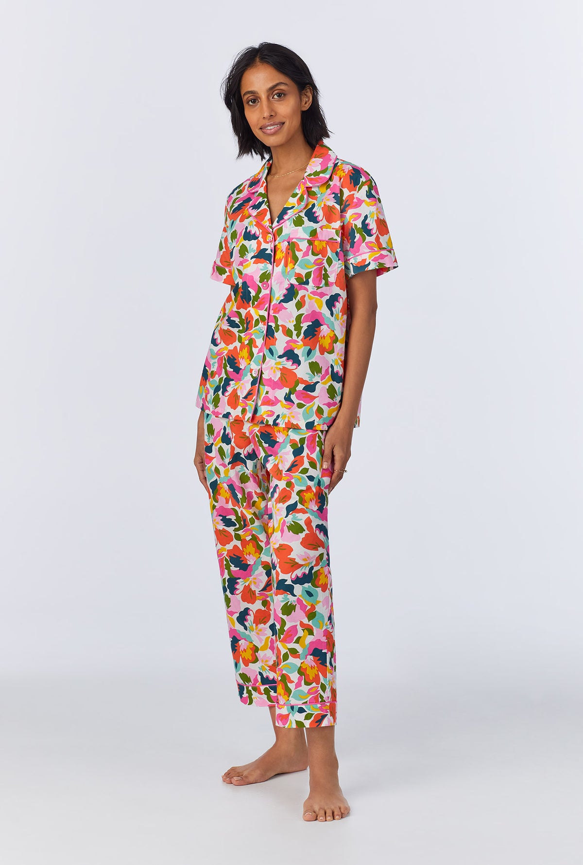 A lady wearing Lucia Short Sleeve Classic Woven Cotton Poplin Cropped PJ Set