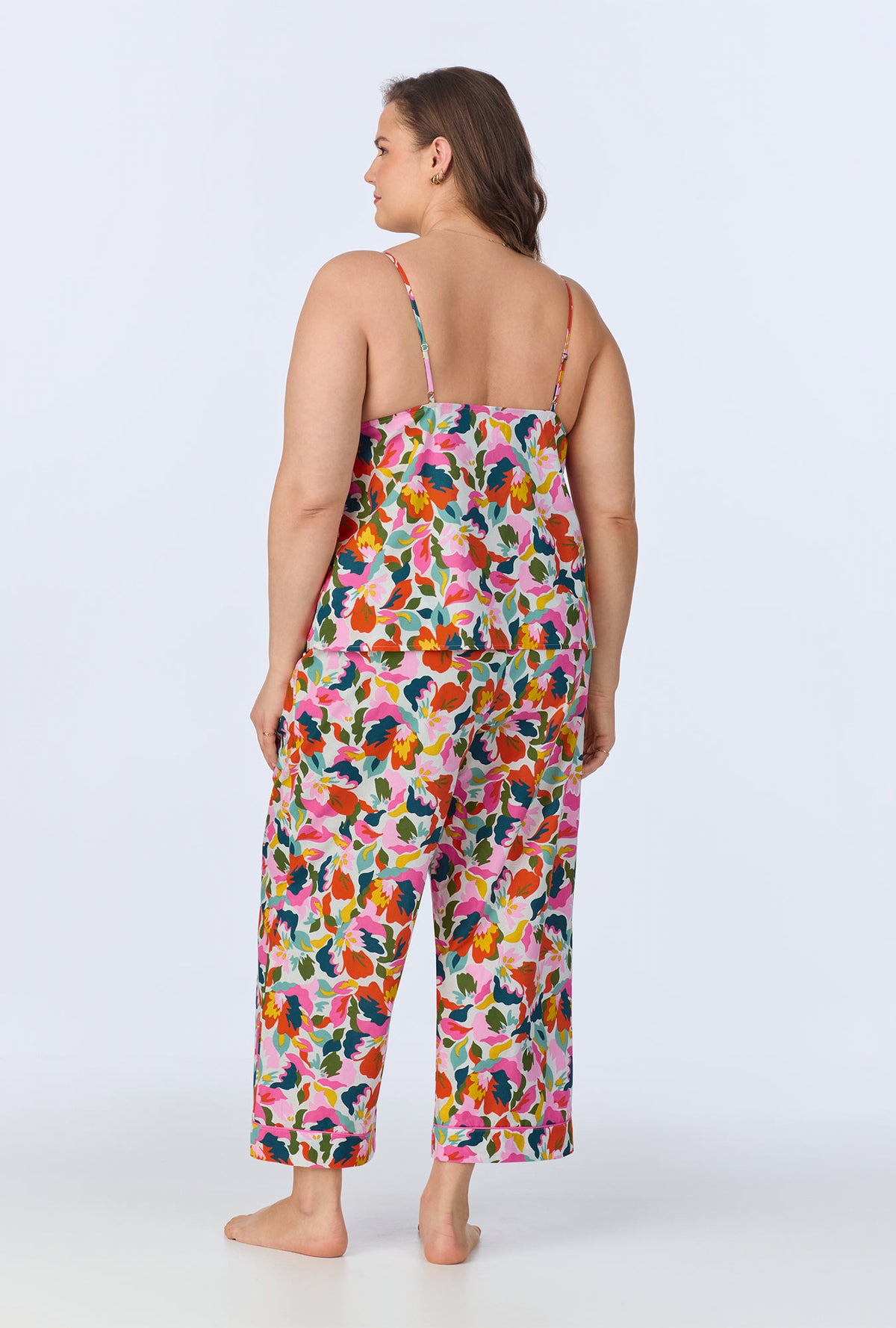 A lady wearing Lucia Cami Woven Cotton Poplin Cropped PJ Set
