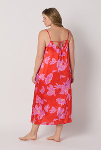 A lady wearing plus size Red Woven Washable Silk Chemise back view