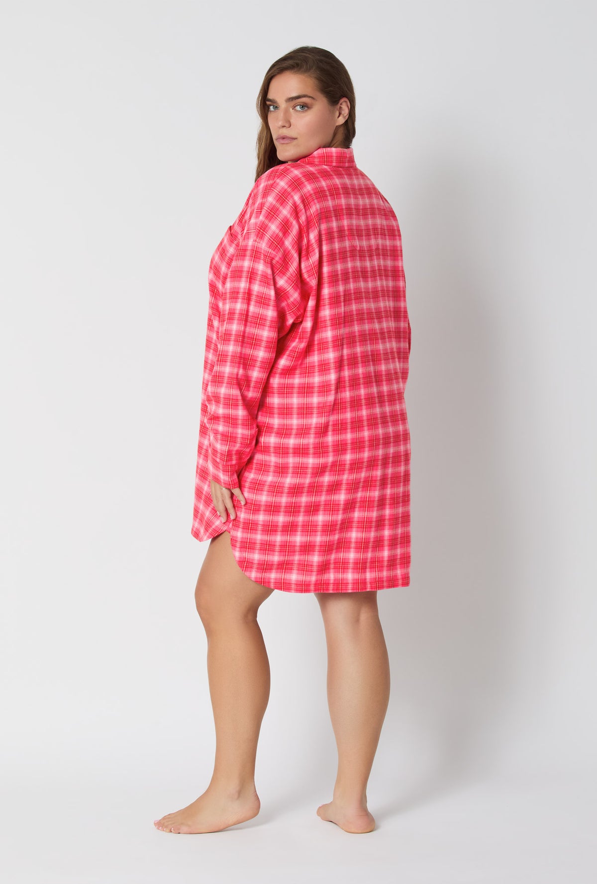 A lady wearing Wonderland Plaid High Low Woven Portuguese Flannel Boyfriend Shirt
