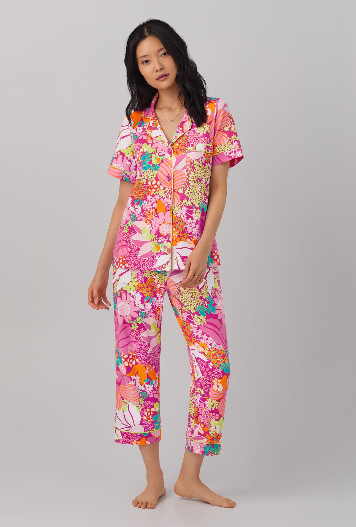 BedHead x Trina Turk Fiesta Floral Women's Short Sleeve Classic Stretch  Jersey Cropped PJ Set