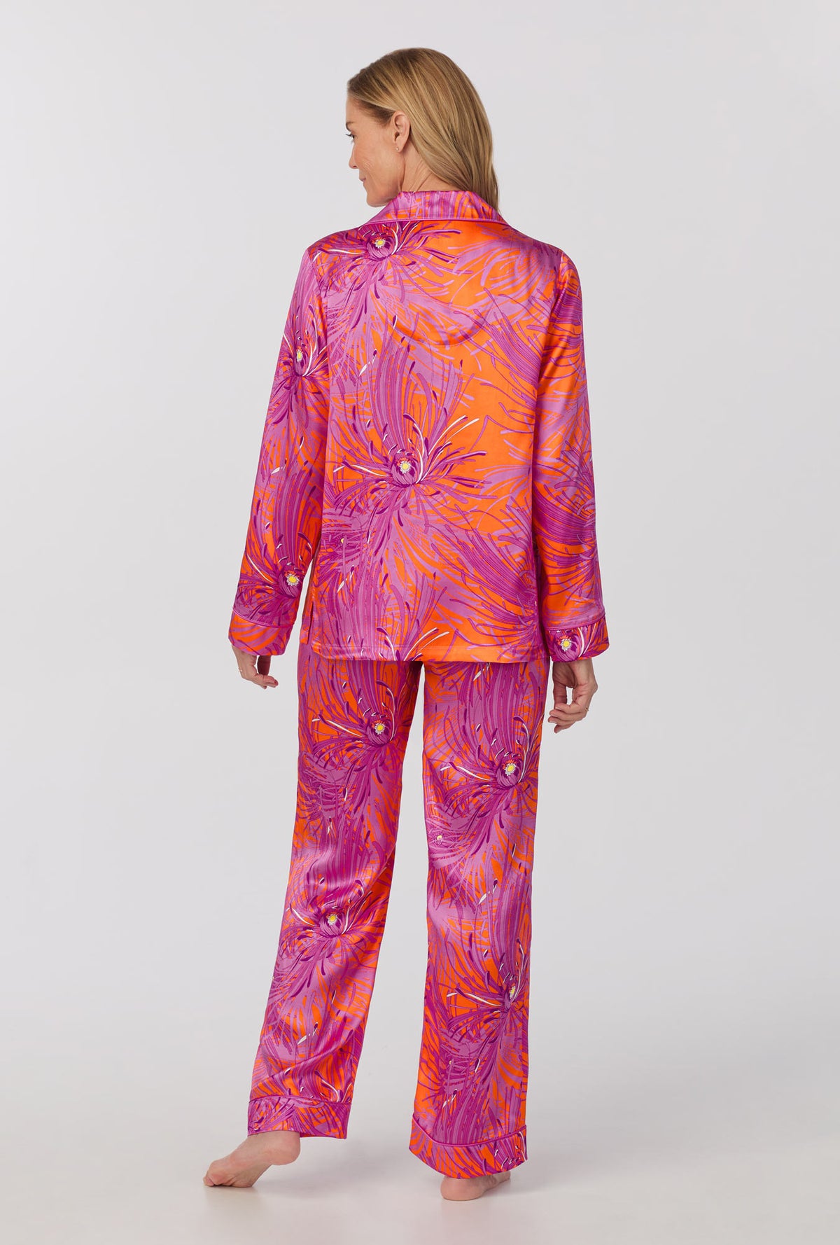 A lady wearing long Sleeve Classic Washable Silk PJ Set with  Fuji Mums print