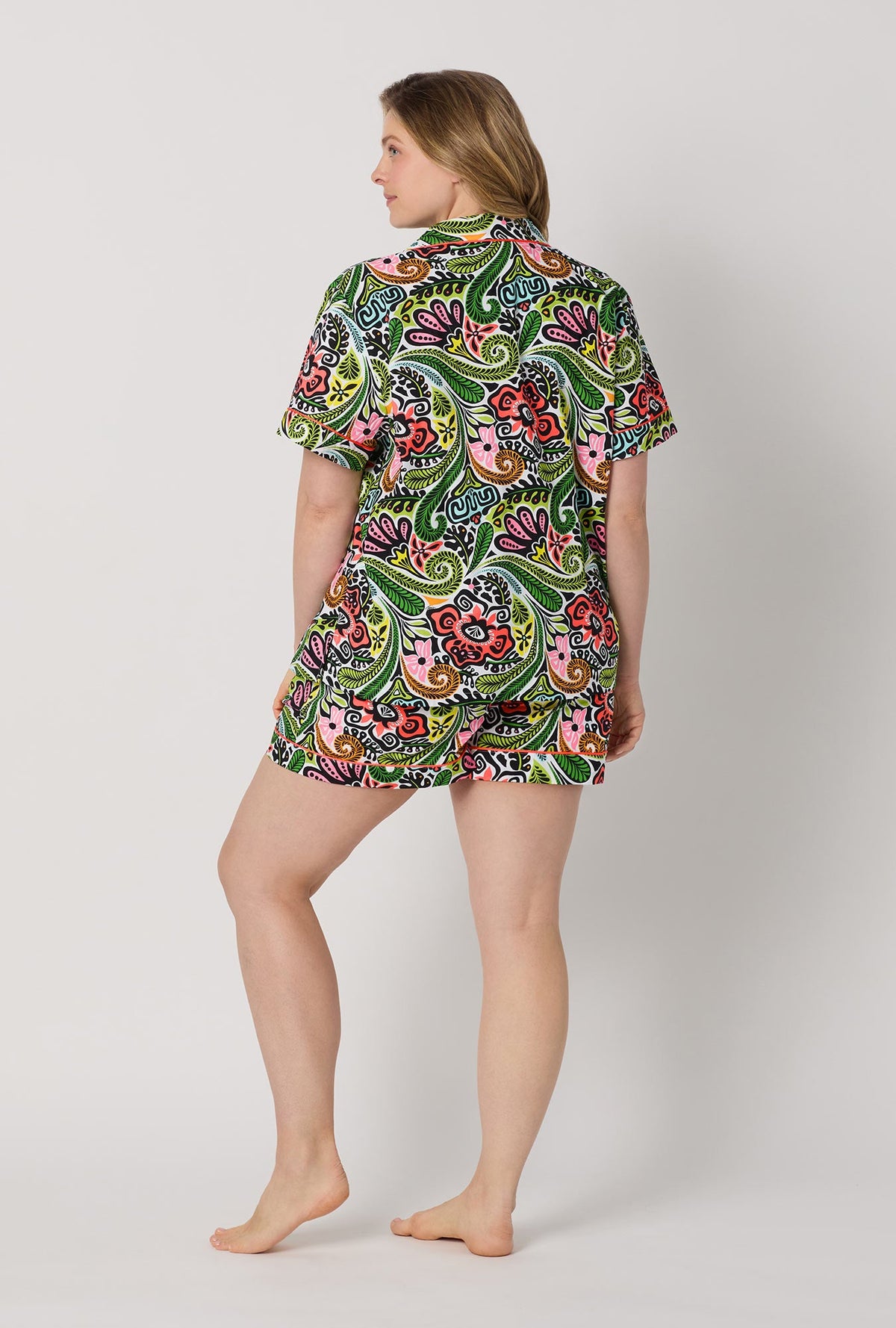 A lady wearing plus size  Multi-Color Short Sleeve Classic Woven Cotton Poplin Shorty Pj Set back view