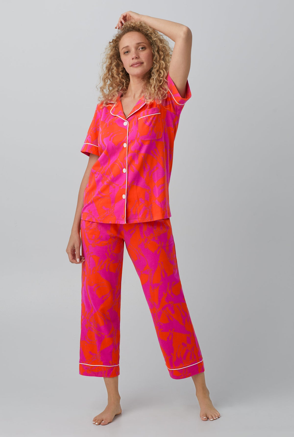 A lady wearing Giraffes Short Sleeve Classic Stretch Jersey Cropped PJ Set