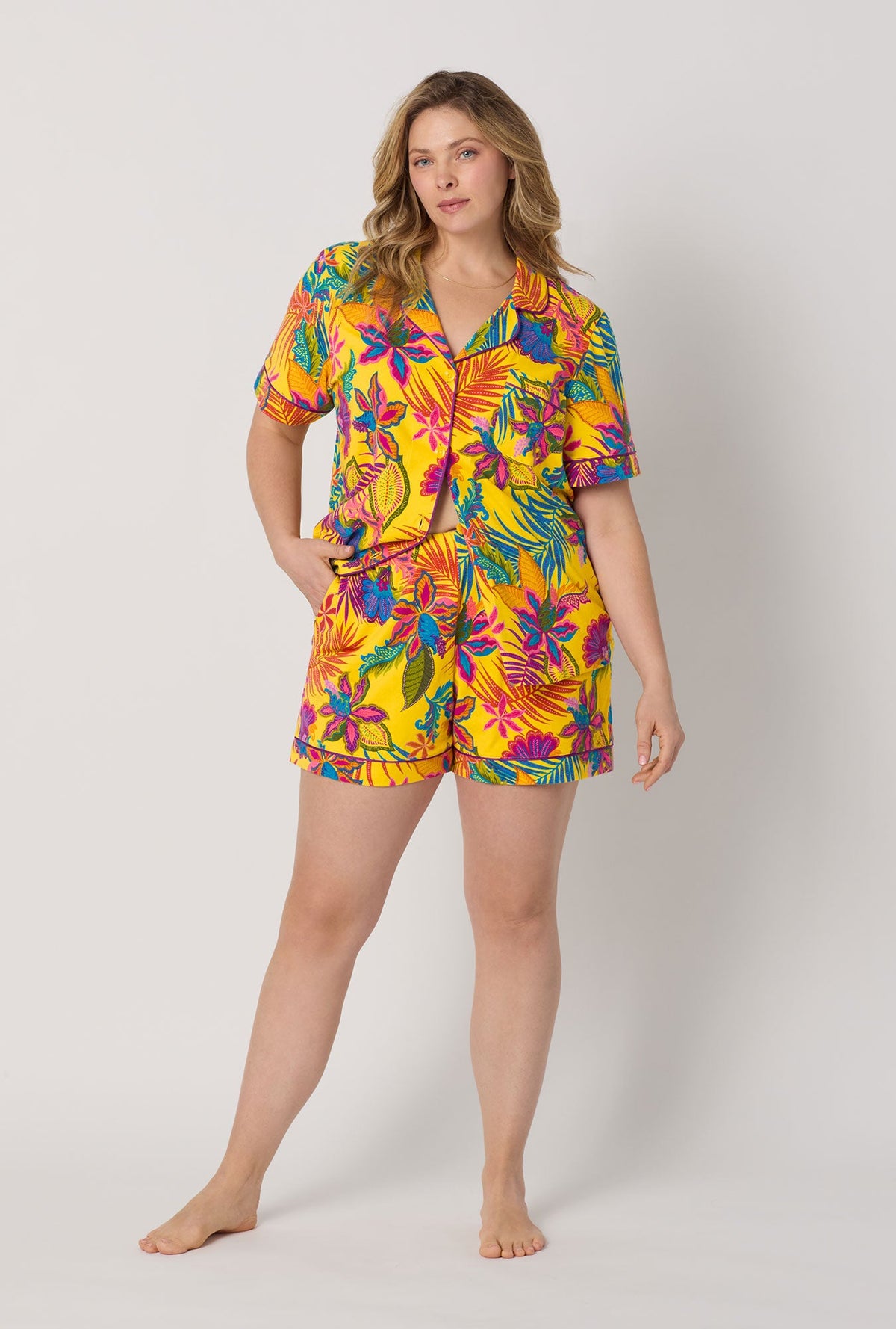 A lady wearing plus size  Yellow Short Sleeve Classic Shorty Stretch Jersey Pj Set front view