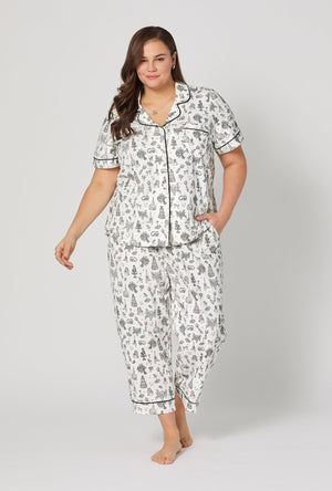 A lady wearing plus Tie The Knot Short Sleeve Classic Stretch Jersey Cropped Pj Set