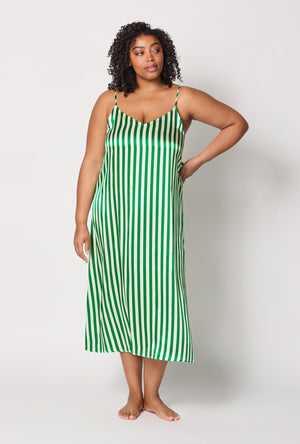 A lady wearing plus size Green and  White Woven Washable Silk Chemise front view