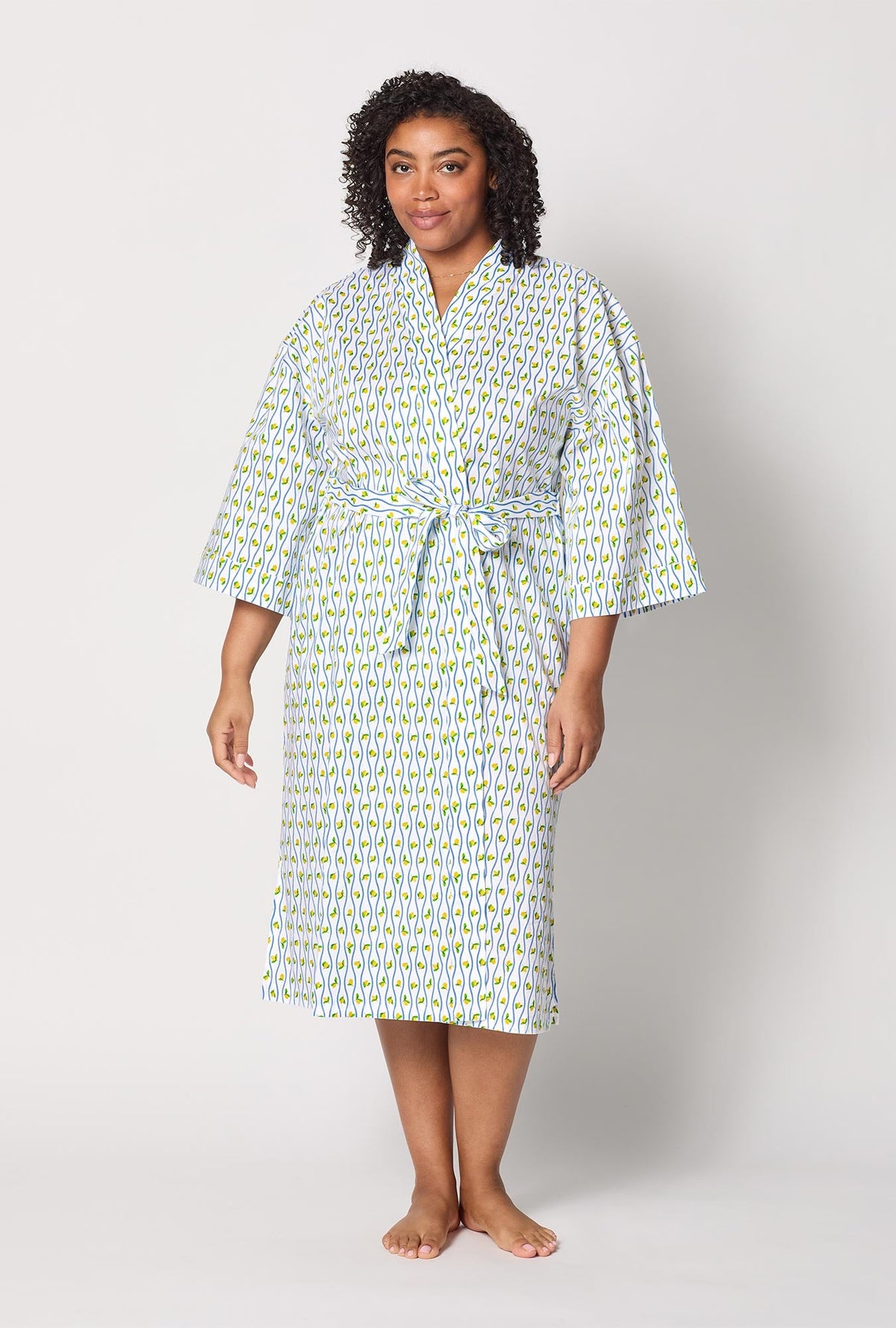 A lady wearing plus size White Woven Cotton Poplin Kimono Robe front view